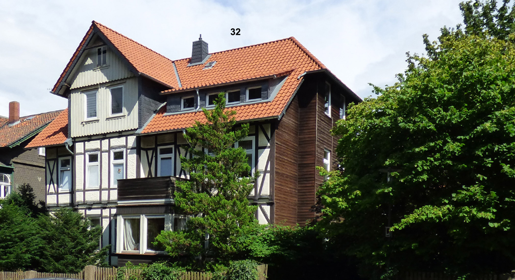 Claustorwall32 